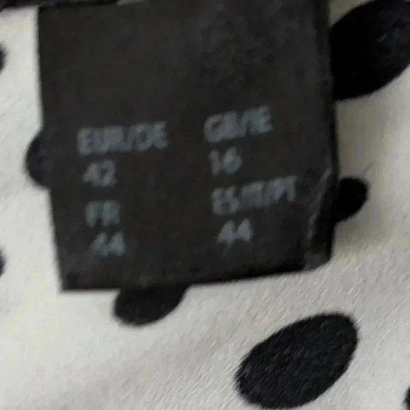 Black and white loose fit flare tank top, size L, EU 42 - Picture 6 of 7